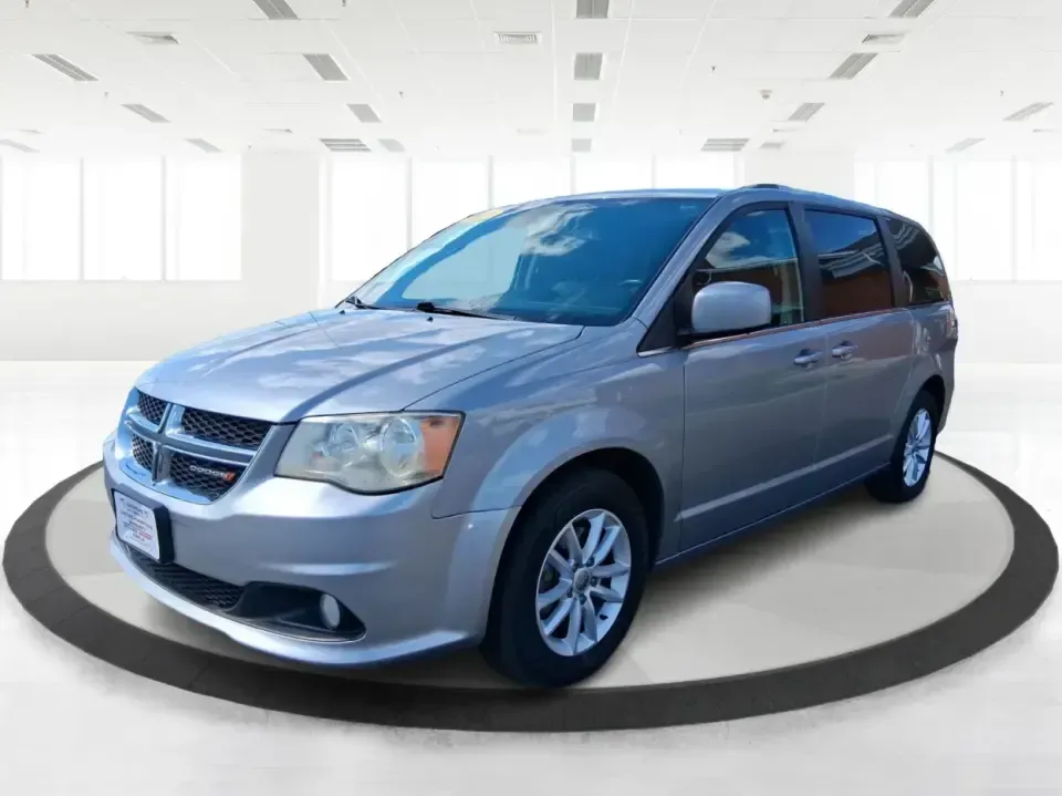 2018 Dodge Grand Caravan SXT (2C4RDGCG5JR) with an Pentastar 3.6L V-6 DOHC engine, 6A transmission, located at 880 E. National Road, Vandalia, OH, 45377, (937) 908-9800, 39.891918, -84.183594 - Load up the kids, the groceries, and the weekend plans-this 2018 Dodge Grand Caravan SXT is built for real life in the Miami Valley. Whether you're shuttling to practice, commuting to Dayton, or packing up for a road trip out I75, a versatile passenger van like this makes everyday logistics feel sim - Photo#8