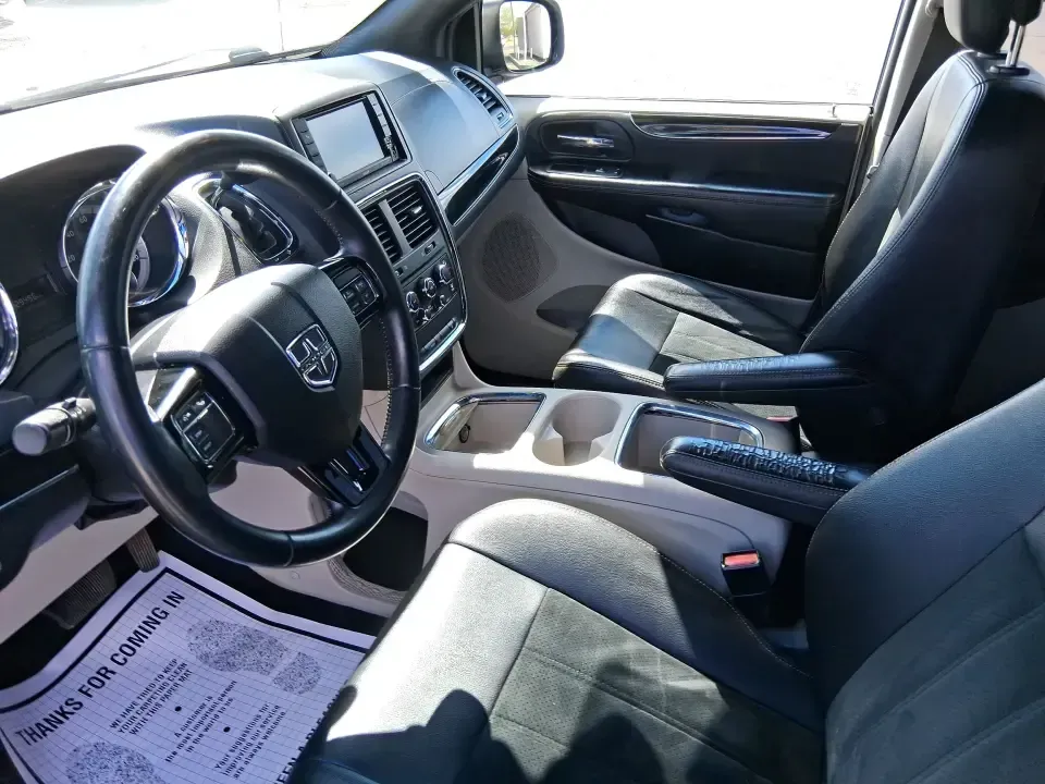 2018 Dodge Grand Caravan SXT (2C4RDGCG5JR) with an Pentastar 3.6L V-6 DOHC engine, 6A transmission, located at 880 E. National Road, Vandalia, OH, 45377, (937) 908-9800, 39.891918, -84.183594 - Load up the kids, the groceries, and the weekend plans-this 2018 Dodge Grand Caravan SXT is built for real life in the Miami Valley. Whether you're shuttling to practice, commuting to Dayton, or packing up for a road trip out I75, a versatile passenger van like this makes everyday logistics feel sim - Photo#9