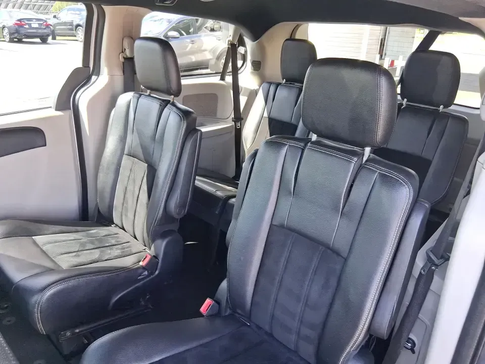 2018 Dodge Grand Caravan SXT (2C4RDGCG5JR) with an Pentastar 3.6L V-6 DOHC engine, 6A transmission, located at 880 E. National Road, Vandalia, OH, 45377, (937) 908-9800, 39.891918, -84.183594 - Load up the kids, the groceries, and the weekend plans-this 2018 Dodge Grand Caravan SXT is built for real life in the Miami Valley. Whether you're shuttling to practice, commuting to Dayton, or packing up for a road trip out I75, a versatile passenger van like this makes everyday logistics feel sim - Photo#10