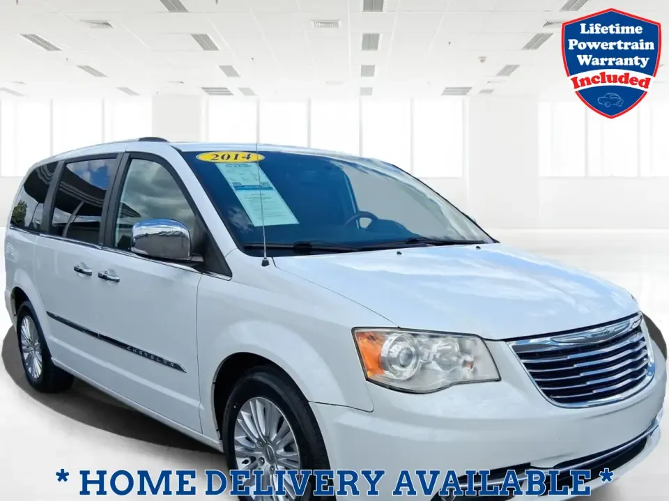 photo of 2014 Chrysler Town  and  Country Limited