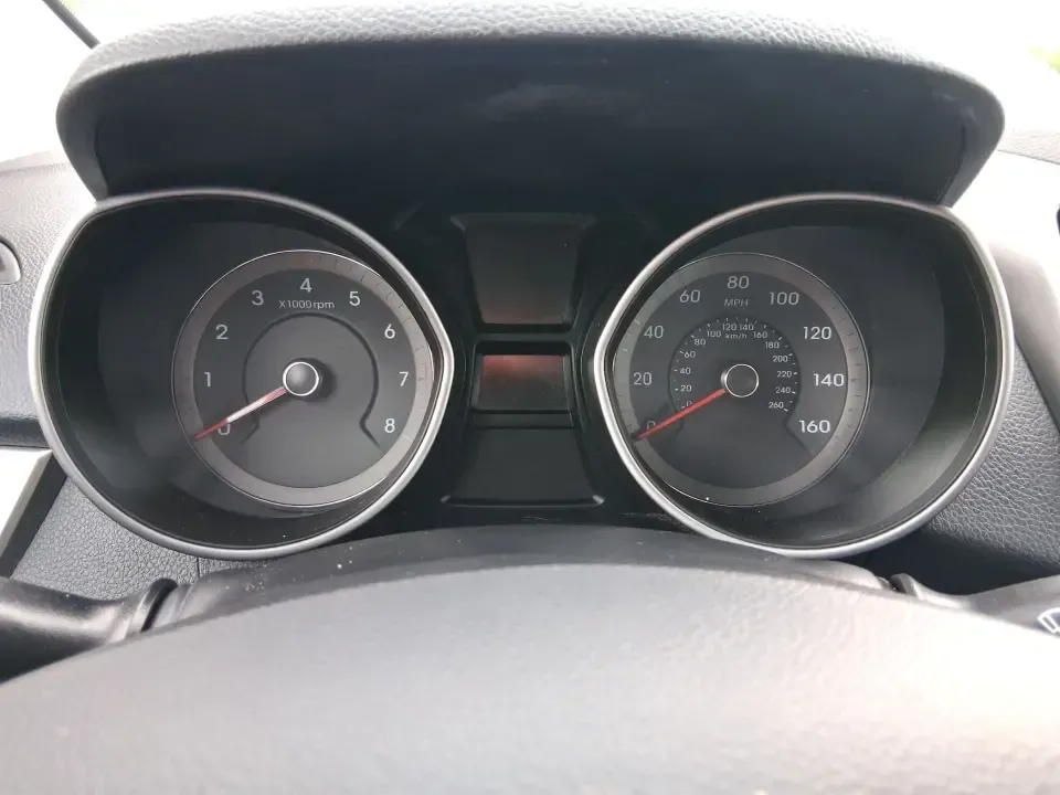2017 Hyundai Elantra GT GT (KMHD35LH1HU) with an 2.0L L4 16V DOHC engine, 6M transmission, located at 1951 S Dayton Lakeview Rd., New Carlisle, OH, 45344, (937) 908-9800, 39.890999, -84.050255 - Need a smart, sporty daily driver that fits city errands, campus runs, and weekend getaways without feeling bulky? This **2017 Hyundai Elantra GT** hatchback is a practical pick for commuters who want easy parking, flexible cargo space, and a fun-to-drive feel-ideal for life in and around **New Carl - Photo#14