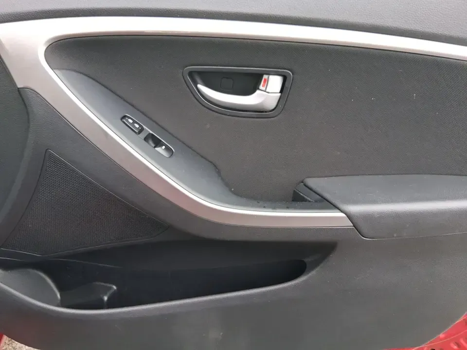 2017 Hyundai Elantra GT GT (KMHD35LH1HU) with an 2.0L L4 16V DOHC engine, 6M transmission, located at 1951 S Dayton Lakeview Rd., New Carlisle, OH, 45344, (937) 908-9800, 39.890999, -84.050255 - Need a smart, sporty daily driver that fits city errands, campus runs, and weekend getaways without feeling bulky? This **2017 Hyundai Elantra GT** hatchback is a practical pick for commuters who want easy parking, flexible cargo space, and a fun-to-drive feel-ideal for life in and around **New Carl - Photo#17