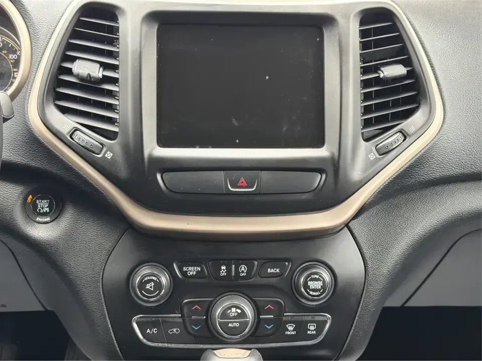 2015 Jeep Cherokee Limited (1C4PJMDS6FW) with an 3.2L V6 DOHC 24V engine, 9-Speed Automatic transmission, located at 401 Woodman Dr, Riverside, OH, 45431, (937) 908-9800, 39.760899, -84.123421 - Weekend escapes to John Bryan State Park, daily commutes down I70, or school-and-sports runs around Riverside-this 2015 Jeep Cherokee Limited is built for the kind of life that doesn't stay parked. With SUV comfort, confident capability, and upscale features, it's a smart fit for drivers who want on - Photo#13