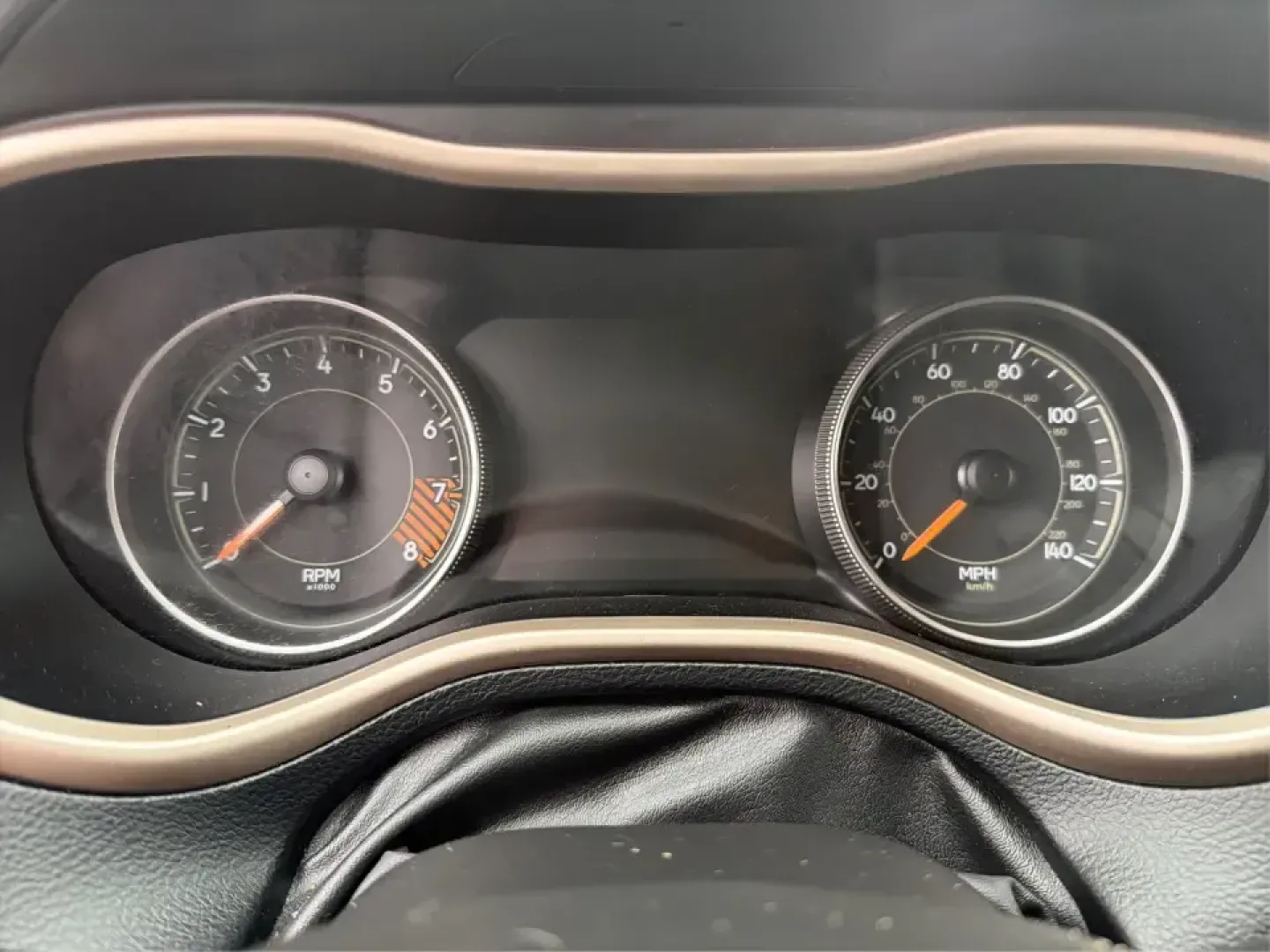 2015 Jeep Cherokee Limited (1C4PJMDS6FW) with an 3.2L V6 DOHC 24V engine, 9-Speed Automatic transmission, located at 1230 East Main St, Xenia, OH, 45385, (937) 908-9800, 39.688026, -83.910172 - Weekend escapes to John Bryan State Park, daily commutes down I70, or school-and-sports runs around Riverside-this 2015 Jeep Cherokee Limited is built for the kind of life that doesn't stay parked. With SUV comfort, confident capability, and upscale features, it's a smart fit for drivers who want on - Photo#15