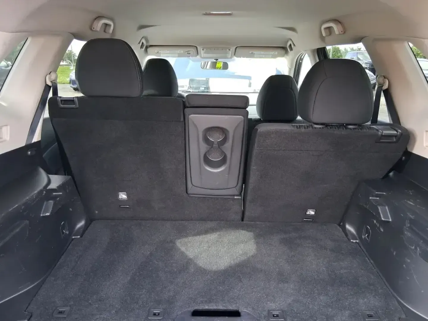2017 Nissan Rogue SV (KNMAT2MV0HP) with an 2.5L I-4 DOHC engine, CVT transmission, located at 8750 N County Rd 25A, Piqua, OH, 45356, (937) 908-9800, 40.164391, -84.232513 - Picture your next road trip up I75 with the family, a weekend run to Indian Lake, or a confidence-inspiring commute through Miami County in a versatile SUV that's built to handle Ohio's changing seasons. This **2017 Nissan Rogue SV** in **Magnetic Black** brings the everyday practicality busy househ- Photo#12