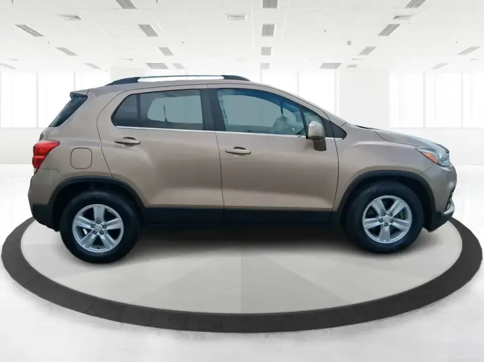 2018 Chevrolet Trax LT (3GNCJLSB1JL) with an ECOTEC 1.4L I-4 DOHC engine, 6A transmission, located at 4508 South Dixie Dr, Moraine, OH, 45439, (937) 908-9800, 39.689976, -84.218452 - Need a small SUV that fits city parking, handles daily commutes, and still has room for weekend getaways to Carillon Historical Park or a quick run down I75? This 2018 Chevrolet Trax LT is built for real-life Moraine and Dayton-area driving-easy to maneuver, comfortable for long stretches on South D - Photo#1