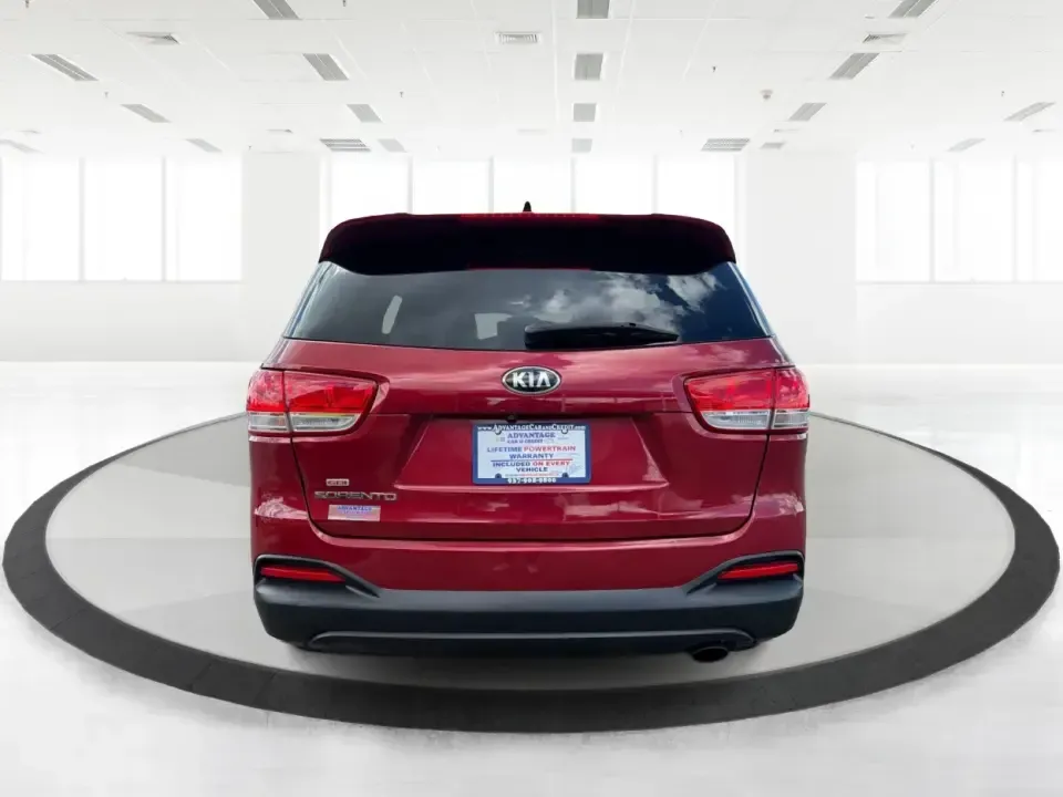 2016 Kia Sorento 2.4L LX (5XYPG4A38GG) with an 2.4L I-4 gasoline direct injection engine, 6-Speed Automatic transmission, located at 880 E. National Road, Vandalia, OH, 45377, (937) 908-9800, 39.891918, -84.183594 - Load up the family, point the hood toward I75, and make weekend plans feel easy again-this 2016 Kia Sorento LX is the kind of midsize SUV that fits real life in Vandalia, from school runs and grocery stops to road trips toward Dayton or a quick getaway out by the Great Miami River. Finished in stand - Photo#3