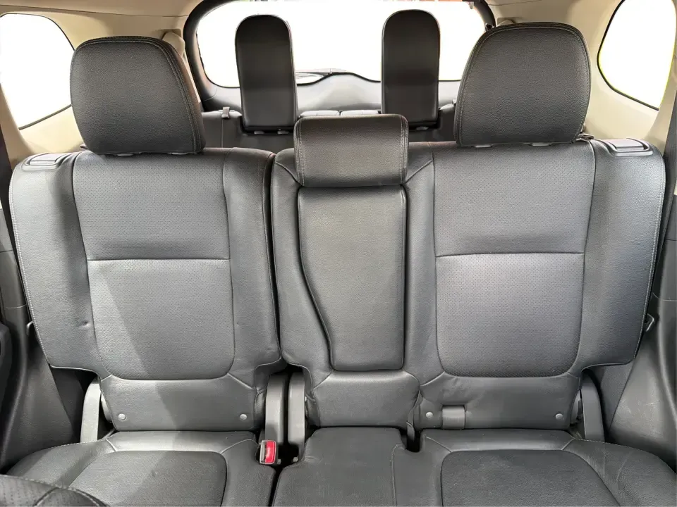 2018 Mitsubishi Outlander SEL (JA4AD3A39JJ) with an 2.4L I-4 variable valve control engine, CVT transmission, located at 1230 East Main St, Xenia, OH, 45385, (937) 908-9800, 39.688026, -83.910172 - Weekend road trips to John Bryan State Park, daily commutes down US-35, or school-drop runs around Xenia's neighborhoods-this 2018 Mitsubishi Outlander SEL is the kind of SUV that fits real life. Finished in eye-catching Cosmic Blue Metallic and built with three-row flexibility, it's a smart pick fo - Photo#14