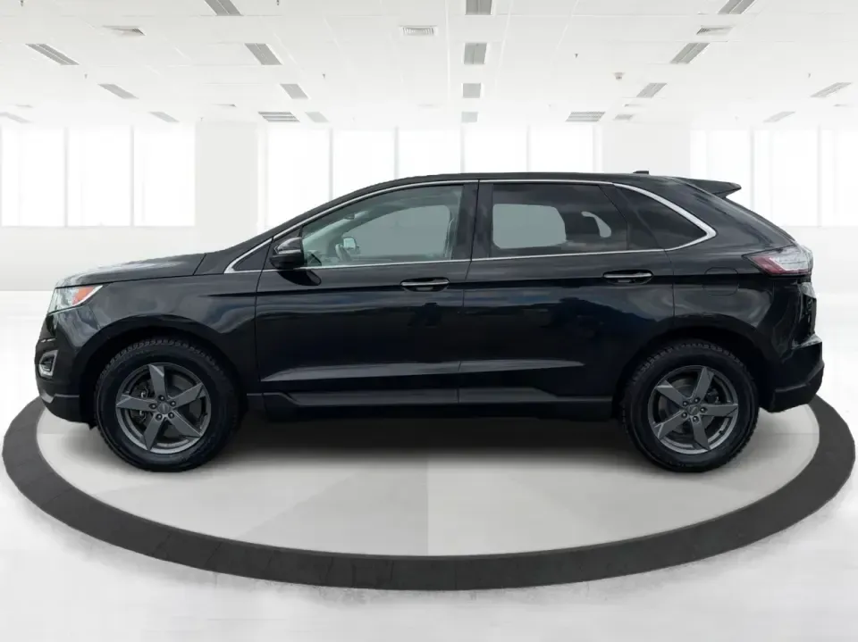 2015 Ford Edge Titanium (2FMTK4K82FB) with an 3.5L V6 DOHC 24V engine, 6-Speed Automatic transmission, located at 1184 Kauffman Ave, Fairborn, OH, 45324, (937) 908-9800, 39.807072, -84.030914 - Need a comfortable, confident SUV for Dayton-area commuting, school drop-offs, and spontaneous weekend getaways to Yellow Springs? This 2015 Ford Edge Titanium in Tuxedo Black Metallic blends everyday practicality with upscale features, giving you a road-trip-ready ride that fits a busy life in Fair - Photo#5