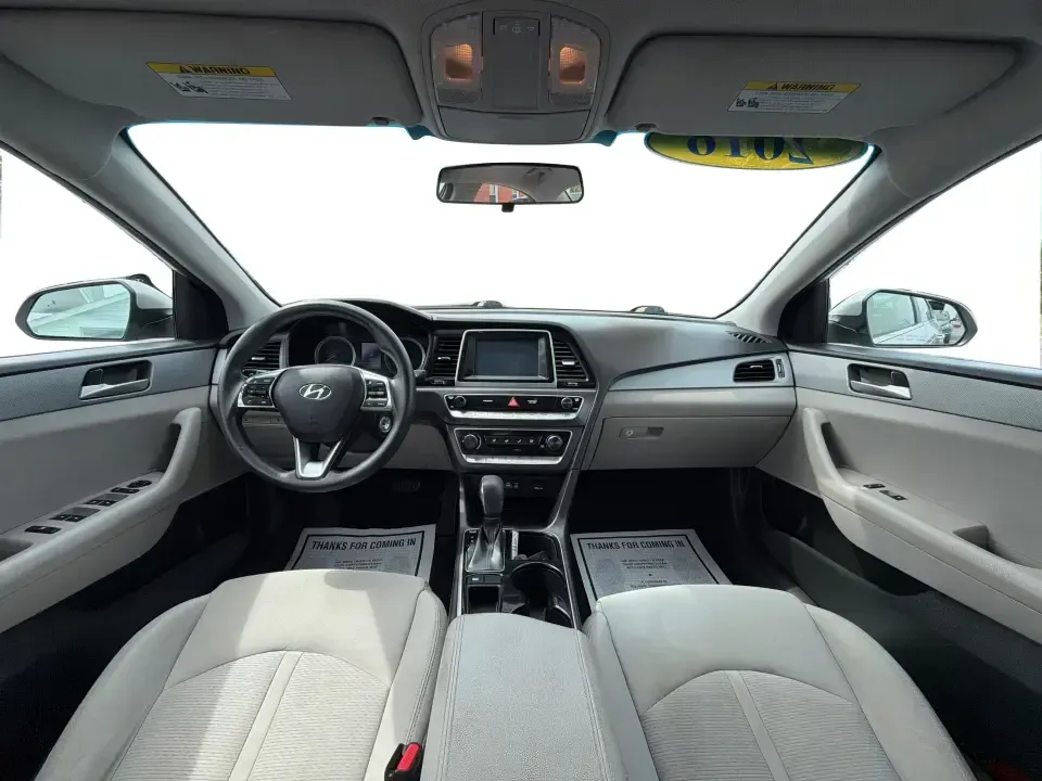 2018 Hyundai Sonata SE (5NPE24AF2JH) with an 2.4L I-4 gasoline direct injection engine, 7A transmission, located at 1230 East Main St, Xenia, OH, 45385, (937) 908-9800, 39.688026, -83.910172 - Need a dependable sedan for the daily commute from Xenia to Beavercreek, Wright-Patterson, or Downtown Dayton-without giving up comfort for weekend plans? This 2018 Hyundai Sonata SE in Symphony Silver is a practical, road-trip-ready midsize sedan that fits real life: school drop-offs, long work dri - Photo#19
