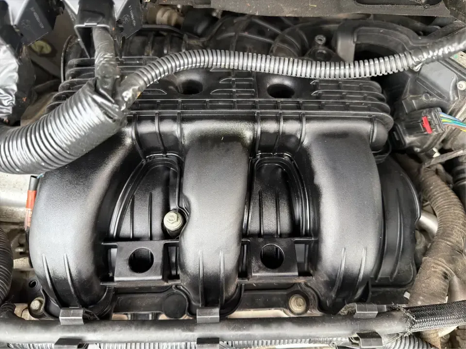 2007 Ford Edge SEL Plus (2FMDK39CX7B) with an Duratec 3.5L V-6 DOHC engine, 6-Speed Automatic Overdrive transmission, located at 880 E. National Road, Vandalia, OH, 45377, (937) 908-9800, 39.891918, -84.183594 - Need a comfortable, confident SUV for daily commuting on I75, school drop-offs, or weekend runs to Englewood MetroPark? This 2007 Ford Edge SEL Plus blends roomy practicality with upscale touches, making it a smart pick for drivers who want an easy-to-live-with crossover that fits real life in Vanda - Photo#11