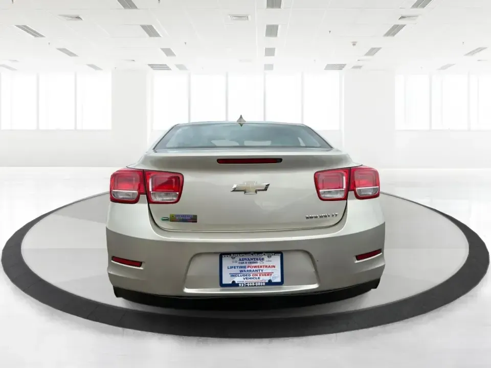 2015 Chevrolet Malibu 2LT (1G11D5SL1FF) with an ECOTEC 2.5L I-4 gasoline direct injection engine, 6-Speed Automatic transmission, located at 4508 South Dixie Dr, Moraine, OH, 45439, (937) 908-9800, 39.689976, -84.218452 - Set up for the daily commute, school drop-offs, and easy weekend getaways, this 2015 Chevrolet Malibu 2LT is the kind of comfortable midsize sedan that fits real life in the Miami Valley. With its smooth ride, practical cabin space, and commuter-friendly efficiency, it's a smart pick for drivers who - Photo#3