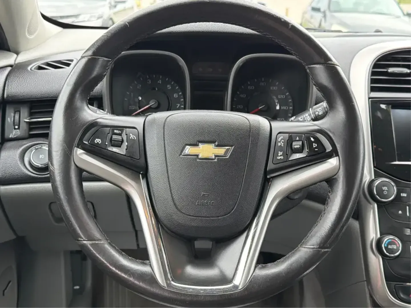 2015 Chevrolet Malibu 2LT (1G11D5SL1FF) with an ECOTEC 2.5L I-4 gasoline direct injection engine, 6-Speed Automatic transmission, located at 4508 South Dixie Dr, Moraine, OH, 45439, (937) 908-9800, 39.689976, -84.218452 - Set up for the daily commute, school drop-offs, and easy weekend getaways, this 2015 Chevrolet Malibu 2LT is the kind of comfortable midsize sedan that fits real life in the Miami Valley. With its smooth ride, practical cabin space, and commuter-friendly efficiency, it's a smart pick for drivers who- Photo#16