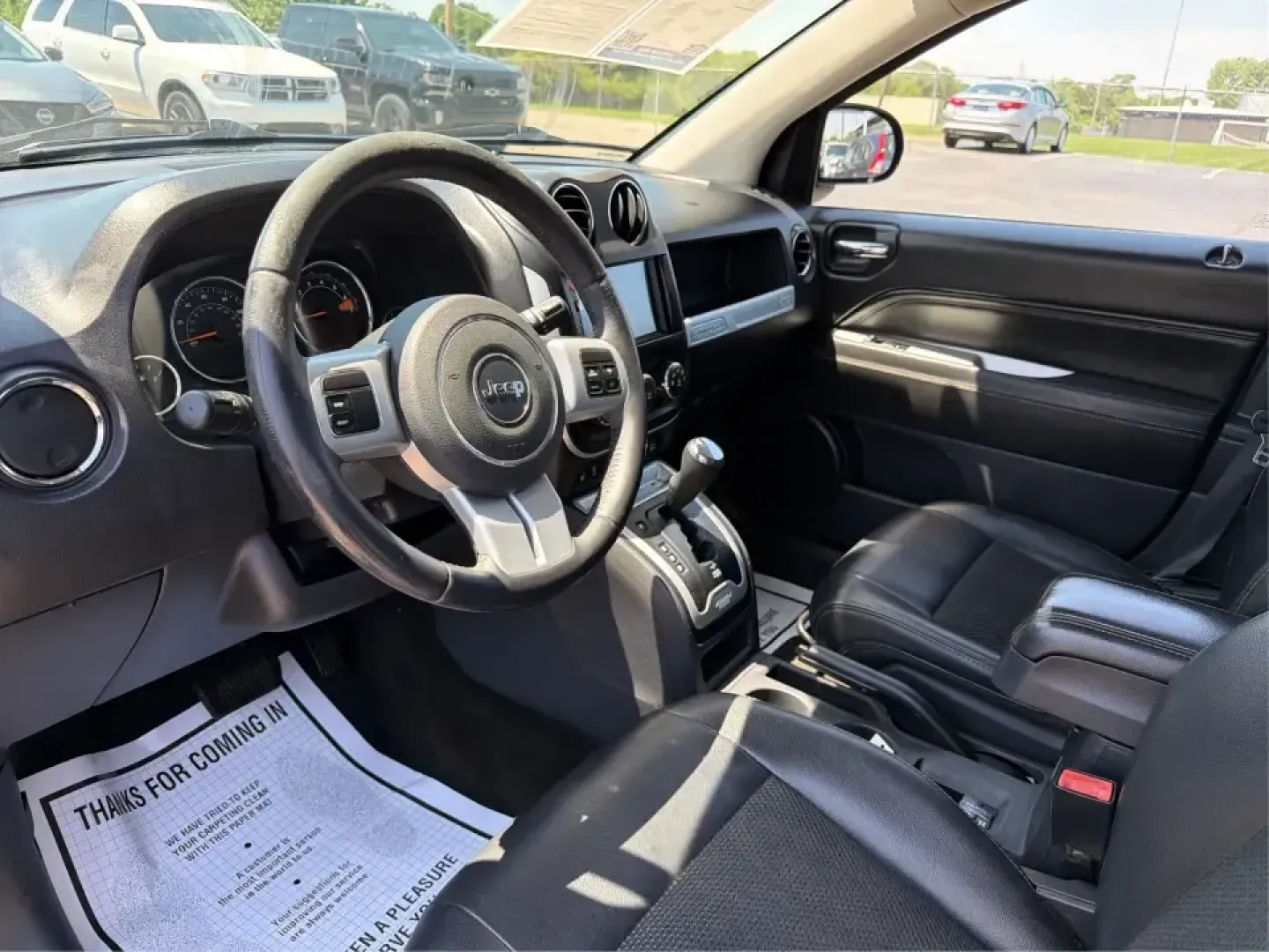 2017 Jeep Compass Latitude 4WD (1C4NJDEB3HD) with an 2.4L L4 DOHC 16V engine, 6A transmission, located at 1230 East Main St, Xenia, OH, 45385, (937) 908-9800, 39.688026, -83.910172 - Weekday commute down US-35, quick school drop-offs in town, or a spontaneous weekend escape to John Bryan State Park-this 2017 Jeep Compass Latitude 4x4 is built for the kind of life that doesn't always stick to perfect weather or perfectly paved roads. With confident 4x4 capability, a comfortable c- Photo#9