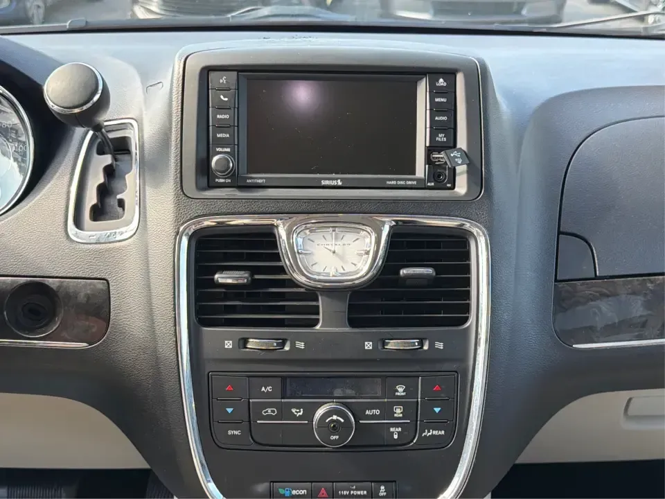 2015 Chrysler Town and Country Touring (2C4RC1BG1FR) with an 3.6L V-6 DOHC engine, 6-Speed Automatic transmission, located at 1951 S Dayton Lakeview Rd., New Carlisle, OH, 45344, (937) 908-9800, 39.890999, -84.050255 - Load up the kids, the snacks, and the luggage-this 2015 Chrysler Town and Country Touring is built for real life in New Carlisle, whether you're running daily school drop-offs, commuting toward Dayton, or packing up for a weekend road trip. Finished in eye-catching True Blue Pearlcoat, this family - Photo#13