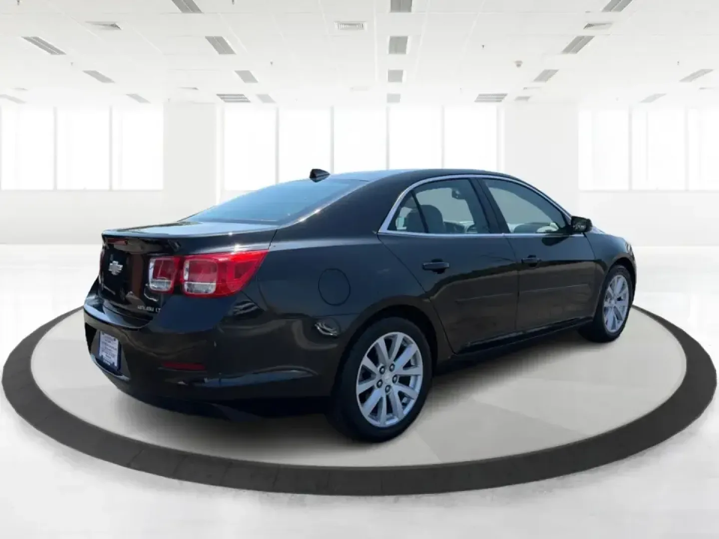 2013 Chevrolet Malibu 2LT (1G11E5SA0DF) with an ECOTEC 2.5L I-4 gasoline direct injection engine, 6-Speed Automatic transmission, located at 880 E. National Road, Vandalia, OH, 45377, (937) 908-9800, 39.891918, -84.183594 - Need a dependable sedan for the daily commute up I75, quick school drop-offs, and comfortable weekend drives to the Dayton Art Institute or a Dragons game? This 2013 Chevrolet Malibu 2LT in Black Granite Metallic fits the real-life routine of busy families, first-time buyers, and budget-conscious dr- Photo#2