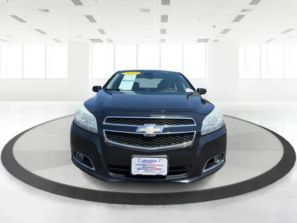 2013 Chevrolet Malibu 2LT (1G11E5SA0DF) with an ECOTEC 2.5L I-4 gasoline direct injection engine, 6-Speed Automatic transmission, located at 880 E. National Road, Vandalia, OH, 45377, (937) 908-9800, 39.891918, -84.183594 - Need a dependable sedan for the daily commute up I75, quick school drop-offs, and comfortable weekend drives to the Dayton Art Institute or a Dragons game? This 2013 Chevrolet Malibu 2LT in Black Granite Metallic fits the real-life routine of busy families, first-time buyers, and budget-conscious dr - Photo#7