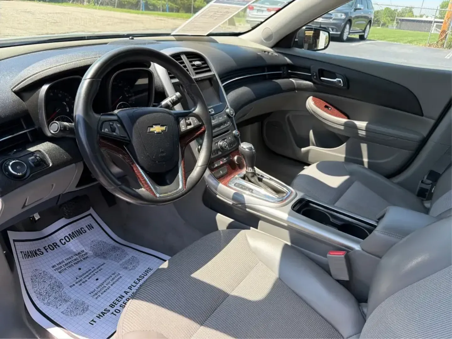 2013 Chevrolet Malibu 2LT (1G11E5SA0DF) with an ECOTEC 2.5L I-4 gasoline direct injection engine, 6-Speed Automatic transmission, located at 880 E. National Road, Vandalia, OH, 45377, (937) 908-9800, 39.891918, -84.183594 - Need a dependable sedan for the daily commute up I75, quick school drop-offs, and comfortable weekend drives to the Dayton Art Institute or a Dragons game? This 2013 Chevrolet Malibu 2LT in Black Granite Metallic fits the real-life routine of busy families, first-time buyers, and budget-conscious dr- Photo#9