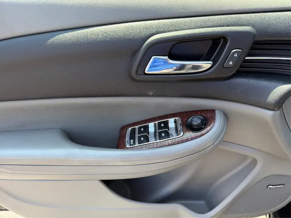 2013 Chevrolet Malibu 2LT (1G11E5SA0DF) with an ECOTEC 2.5L I-4 gasoline direct injection engine, 6-Speed Automatic transmission, located at 880 E. National Road, Vandalia, OH, 45377, (937) 908-9800, 39.891918, -84.183594 - Need a dependable sedan for the daily commute up I75, quick school drop-offs, and comfortable weekend drives to the Dayton Art Institute or a Dragons game? This 2013 Chevrolet Malibu 2LT in Black Granite Metallic fits the real-life routine of busy families, first-time buyers, and budget-conscious dr - Photo#18