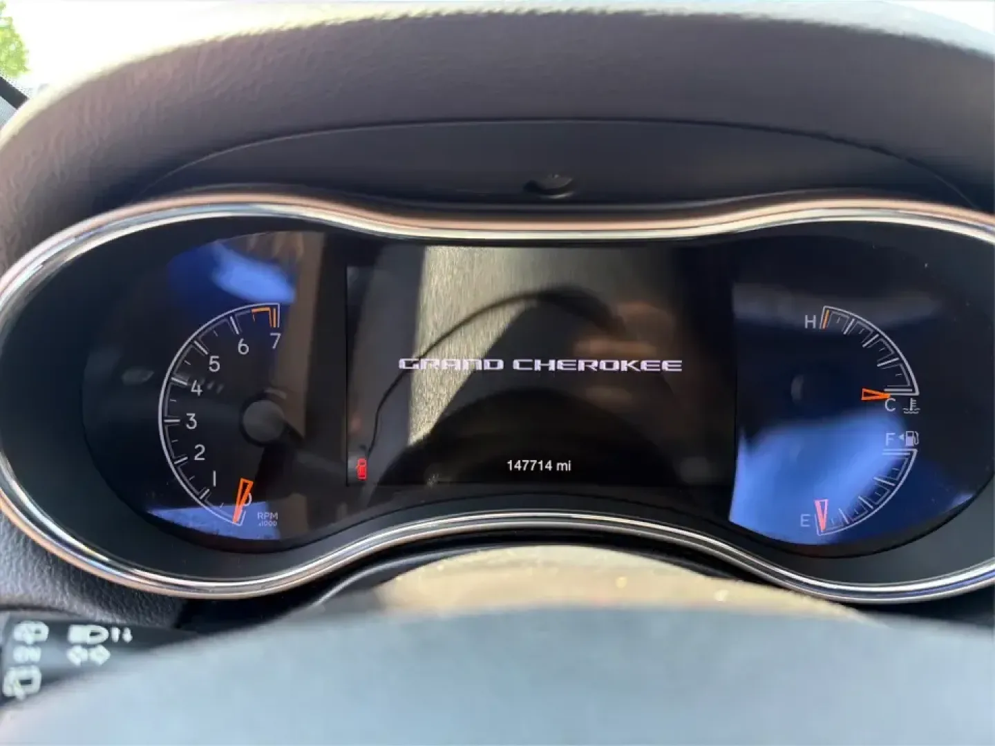 2017 Jeep Grand Cherokee Limited 4x2 (1C4RJEBG2HC) with an 3.6L V6 DOHC 24V engine, 8A transmission, located at 880 E. National Road, Vandalia, OH, 45377, (937) 908-9800, 39.891918, -84.183594 - Picture your next road trip starting in Vandalia-bags packed, playlists ready, and the comfort to make every mile feel easy. This 2017 Jeep Grand Cherokee Limited 4x2 is a smart fit for busy families, daily commuters heading toward Dayton, and weekend explorers who want SUV space and Jeep style with- Photo#15