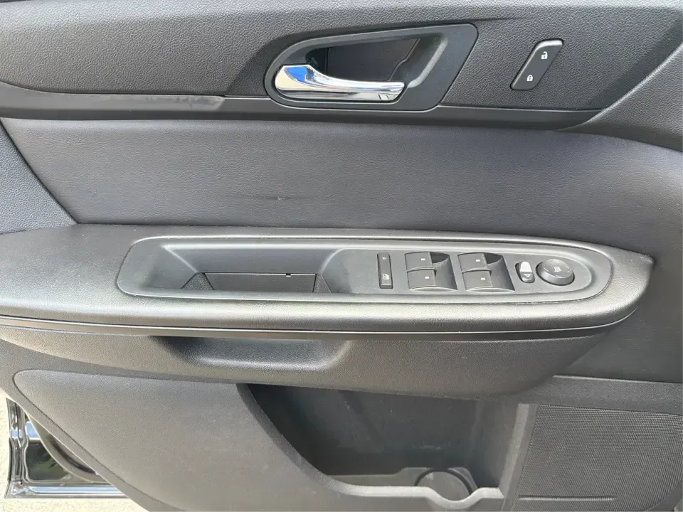 2016 GMC Acadia SLE-2 (1GKKVPKD1GJ) with an 3.6L V-6 gasoline direct injection engine, 6A transmission, located at 401 Woodman Dr, Riverside, OH, 45431, (937) 908-9800, 39.760899, -84.123421 - Need one SUV that can handle school drop-offs, long commutes, and weekend getaways to the MetroParks without feeling cramped? This 2016 GMC Acadia SLE-2 in Ebony Twilight Metallic is a smart fit for busy families and active drivers who want three-row flexibility, confident traction, and everyday com - Photo#18