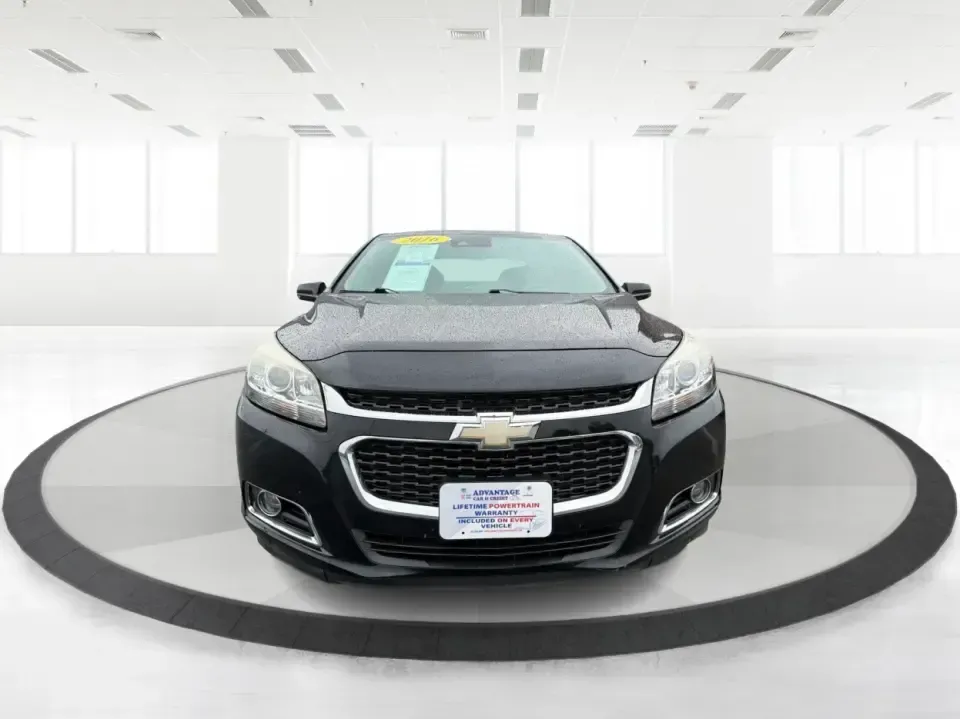 2016 Chevrolet Malibu Limited LTZ (1G11E5SA0GU) with an 2.5L I-4 gasoline direct injection engine, 6A transmission, located at 1184 Kauffman Ave, Fairborn, OH, 45324, (937) 908-9800, 39.807072, -84.030914 - Need a comfortable, fuel-friendly sedan for the daily commute from Fairborn to Wright-Patterson AFB, quick errands near The Greene, or a weekend road trip down I-675 and I-70? This 2016 Chevrolet Malibu Limited LTZ blends a refined ride with upscale features, making it a smart pick for busy professi - Photo#7