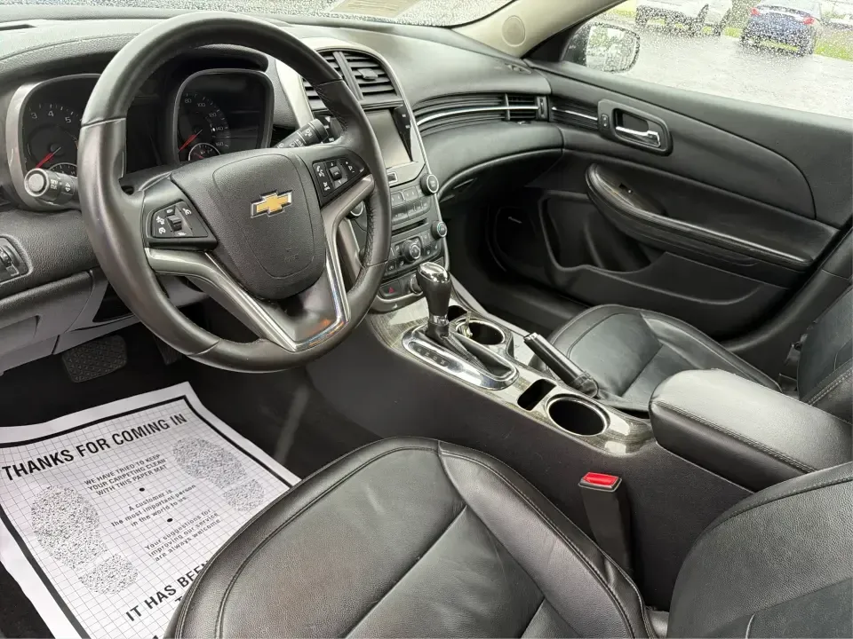 2016 Chevrolet Malibu Limited LTZ (1G11E5SA0GU) with an 2.5L I-4 gasoline direct injection engine, 6A transmission, located at 1184 Kauffman Ave, Fairborn, OH, 45324, (937) 908-9800, 39.807072, -84.030914 - Need a comfortable, fuel-friendly sedan for the daily commute from Fairborn to Wright-Patterson AFB, quick errands near The Greene, or a weekend road trip down I-675 and I-70? This 2016 Chevrolet Malibu Limited LTZ blends a refined ride with upscale features, making it a smart pick for busy professi - Photo#9