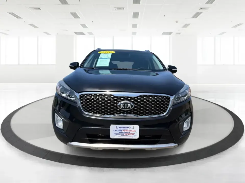 2016 Kia Sorento 3.3L SX (5XYPKDA57GG) with an Lambda II 3.3L V-6 gasoline direct injection engine, 6-Speed Automatic transmission, located at 4508 South Dixie Dr, Moraine, OH, 45439, (937) 908-9800, 39.689976, -84.218452 - Pack up the kids, load the cooler, and point the hood toward a weekend getaway-this 2016 Kia Sorento SX is the kind of SUV that fits real life in Moraine. Whether you're juggling school drop-offs, commuting up I-75 toward Dayton, or planning road trips to Carillon Historical Park and Riverscape Metr - Photo#7