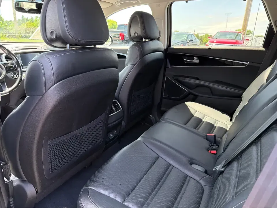 2016 Kia Sorento 3.3L SX (5XYPKDA57GG) with an Lambda II 3.3L V-6 gasoline direct injection engine, 6-Speed Automatic transmission, located at 4508 South Dixie Dr, Moraine, OH, 45439, (937) 908-9800, 39.689976, -84.218452 - Pack up the kids, load the cooler, and point the hood toward a weekend getaway-this 2016 Kia Sorento SX is the kind of SUV that fits real life in Moraine. Whether you're juggling school drop-offs, commuting up I-75 toward Dayton, or planning road trips to Carillon Historical Park and Riverscape Metr - Photo#10