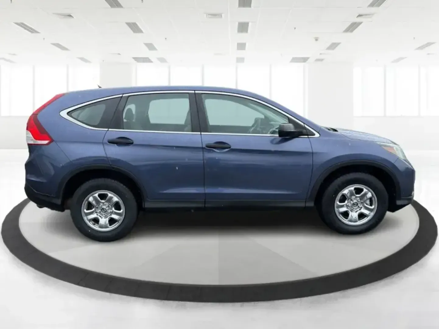 2014 Honda CR-V LX (2HKRM4H30EH) with an 2.4L I-4 DOHC engine, 5-Speed Automatic transmission, located at 401 Woodman Dr, Riverside, OH, 45431, (937) 908-9800, 39.760899, -84.123421 - Picture your next weekend: a quick run down Woodman Dr for errands, a family day at Riverscape MetroPark, or an easy I675 commute with room for groceries, strollers, and sports gear. This 2014 Honda CRV LX in Twilight Blue Metallic is the kind of practical SUV that fits real life in Riverside, Ohio-- Photo#1