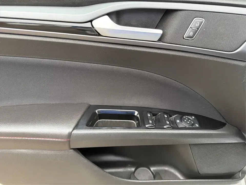 2014 Ford Fusion SE (3FA6P0H90ER) with an 2.0L L4 DOHC 16V engine, located at 1951 S Dayton Lakeview Rd., New Carlisle, OH, 45344, (937) 908-9800, 39.890999, -84.050255 - Need a smart, comfortable sedan for the daily drive from New Carlisle to Dayton, Wright-Patterson AFB, or Springfield-plus something that's still enjoyable for weekend trips to Buck Creek or an evening out near The Greene? This 2014 Ford Fusion SE blends commuter-friendly efficiency with upscale fea - Photo#19