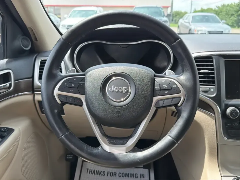 2015 Jeep Grand Cherokee Limited (1C4RJEBG4FC) with an 3.6L V6 DOHC 24V engine, 8-Speed Automatic transmission, located at 880 E. National Road, Vandalia, OH, 45377, (937) 908-9800, 39.891918, -84.183594 - Picture your next weekend: loading up the family for a day at Carillon Historical Park, cruising down I675 with the A/C keeping everyone comfortable, then heading out toward Eastwood MetroPark with plenty of cargo space for chairs, coolers, and gear. This 2015 Jeep Grand Cherokee Limited is the kind - Photo#16