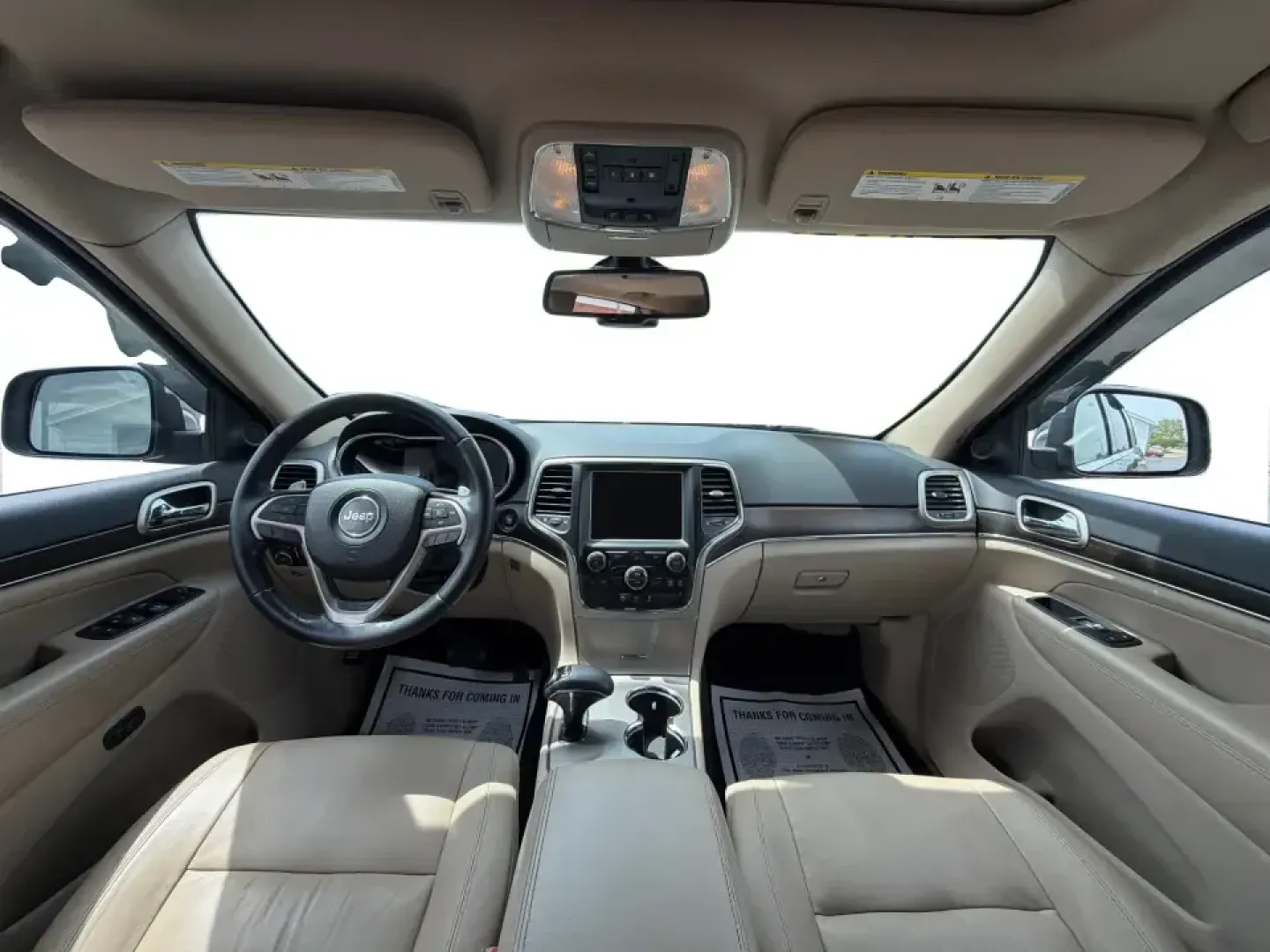 2015 Jeep Grand Cherokee Limited (1C4RJEBG4FC) with an 3.6L V6 DOHC 24V engine, 8-Speed Automatic transmission, located at 1184 Kauffman Ave, Fairborn, OH, 45324, (937) 908-9800, 39.807072, -84.030914 - Picture your next weekend: loading up the family for a day at Carillon Historical Park, cruising down I675 with the A/C keeping everyone comfortable, then heading out toward Eastwood MetroPark with plenty of cargo space for chairs, coolers, and gear. This 2015 Jeep Grand Cherokee Limited is the kind - Photo#21