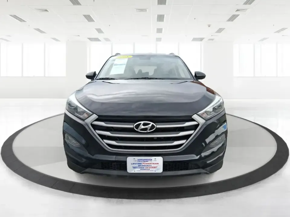 2018 Hyundai Tucson SEL (KM8J33A41JU) with an Nu 2L I-4 gasoline direct injection engine, 6A transmission, located at 880 E. National Road, Vandalia, OH, 45377, (937) 908-9800, 39.891918, -84.183594 - If your week looks like school drop-offs, I-75 commutes, and weekend runs to the grocery store or Dayton attractions, this 2018 Hyundai Tucson SEL is the kind of SUV that fits real life-roomy, easy to drive, and practical for everything from errands around Vandalia to road trips out toward Hocking H - Photo#7