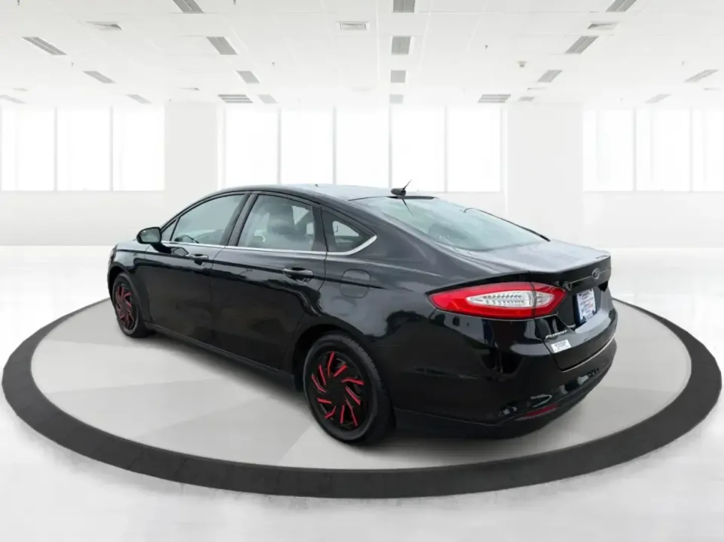 2014 Ford Fusion S (3FA6P0G78ER) with an Duratec 2.5L I-4 DOHC engine, Automatic transmission, located at 1230 East Main St, Xenia, OH, 45385, (937) 908-9800, 39.688026, -83.910172 - Are you on the hunt for a reliable sedan that fits seamlessly into your everyday life? Look no further than this stunning 2014 Ford Fusion S, available now at Advantage Car and Credit in Fairborn, OH. This vehicle is the perfect choice for budget-conscious buyers or families needing a dependable rid - Photo#4