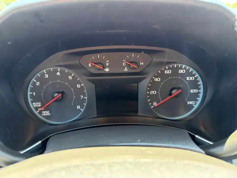 2020 Chevrolet Equinox FWD LS (3GNAXHEVXLS) with an 1.5L I-4 gasoline direct injection engine, 6A transmission, located at 1184 Kauffman Ave, Fairborn, OH, 45324, (937) 908-9800, 39.807072, -84.030914 - Picture your next week: an easy commute to Wright-Patterson AFB, a quick grocery run near Fairfield Commons, and a weekend drive out to John Bryan State Park-without needing a huge SUV or a complicated ownership experience. This 2020 Chevrolet Equinox FWD LS in Summit White is a practical, everyday- - Photo#15