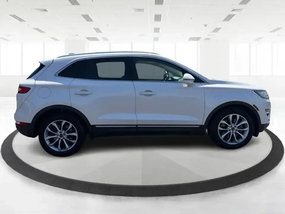 2015 Lincoln MKC Base (5LMTJ2AH4FU) with an 2.3L L4 DOHC 16V engine, 6-Speed Automatic transmission, located at 1951 S Dayton Lakeview Rd., New Carlisle, OH, 45344, (937) 908-9800, 39.890999, -84.050255 - Picture your next Ohio weekend: coffee in hand, rolling out of New Carlisle toward Dayton or Springfield with the comfort of a premium SUV, the confidence of all-wheel traction, and enough tech to make every mile feel effortless. This 2015 Lincoln MKC Base is an ideal fit for commuters who want a qu - Photo#1