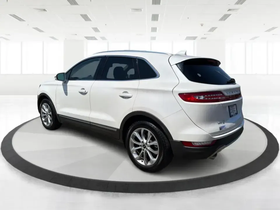 2015 Lincoln MKC Base (5LMTJ2AH4FU) with an 2.3L L4 DOHC 16V engine, 6-Speed Automatic transmission, located at 1951 S Dayton Lakeview Rd., New Carlisle, OH, 45344, (937) 908-9800, 39.890999, -84.050255 - Picture your next Ohio weekend: coffee in hand, rolling out of New Carlisle toward Dayton or Springfield with the comfort of a premium SUV, the confidence of all-wheel traction, and enough tech to make every mile feel effortless. This 2015 Lincoln MKC Base is an ideal fit for commuters who want a qu - Photo#4