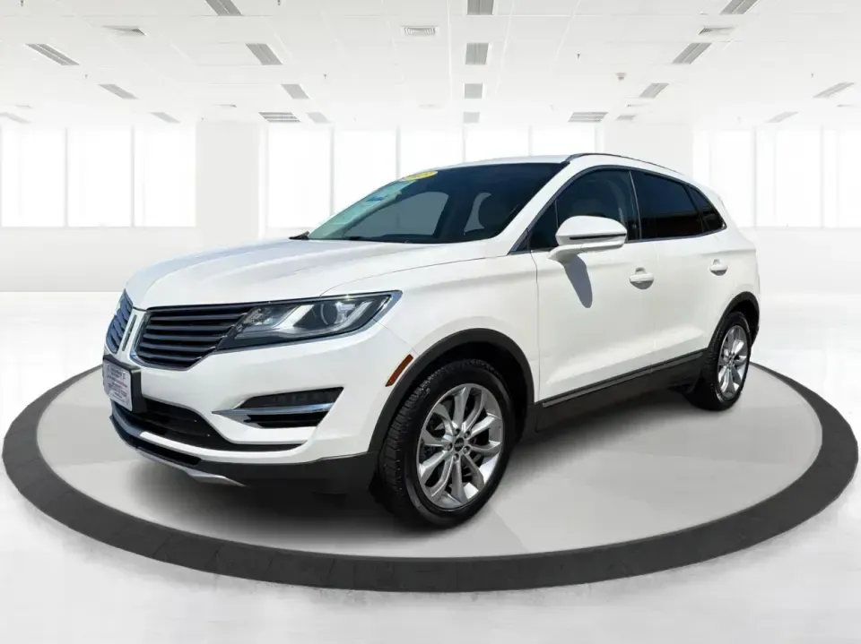 2015 Lincoln MKC Base (5LMTJ2AH4FU) with an 2.3L L4 DOHC 16V engine, 6-Speed Automatic transmission, located at 1951 S Dayton Lakeview Rd., New Carlisle, OH, 45344, (937) 908-9800, 39.890999, -84.050255 - Picture your next Ohio weekend: coffee in hand, rolling out of New Carlisle toward Dayton or Springfield with the comfort of a premium SUV, the confidence of all-wheel traction, and enough tech to make every mile feel effortless. This 2015 Lincoln MKC Base is an ideal fit for commuters who want a qu - Photo#8