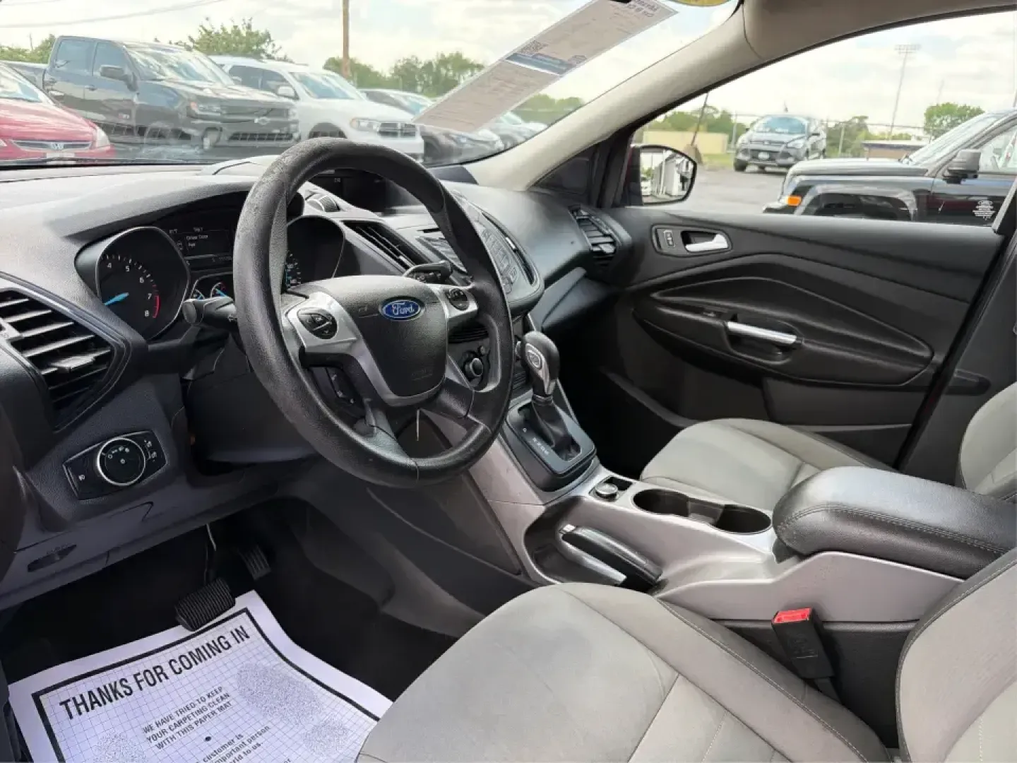 2016 Ford Escape SE (1FMCU0G73GU) with an 2.5L L4 DOHC 16V engine, 6-Speed Automatic transmission, located at 880 E. National Road, Vandalia, OH, 45377, (937) 908-9800, 39.891918, -84.183594 - Pack up the kids, load the groceries, or point the nose toward a weekend getaway-this 2016 Ford Escape SE is the kind of compact SUV that fits real life in Vandalia, OH. With its easy-to-park size, versatile cargo space, and comfortable cabin, it's a smart choice for commuters heading down I75, fami - Photo#9