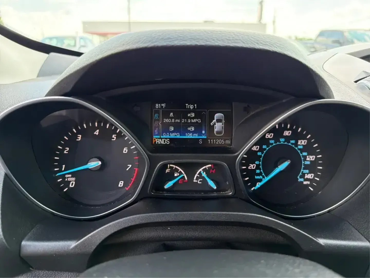 2016 Ford Escape SE (1FMCU0G73GU) with an 2.5L L4 DOHC 16V engine, 6-Speed Automatic transmission, located at 880 E. National Road, Vandalia, OH, 45377, (937) 908-9800, 39.891918, -84.183594 - Pack up the kids, load the groceries, or point the nose toward a weekend getaway-this 2016 Ford Escape SE is the kind of compact SUV that fits real life in Vandalia, OH. With its easy-to-park size, versatile cargo space, and comfortable cabin, it's a smart choice for commuters heading down I75, fami - Photo#15