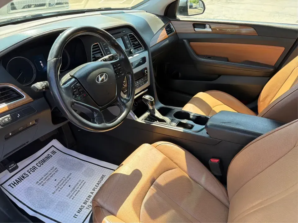 2015 Hyundai Sonata Limited (5NPE34AF9FH) with an 2.4L I-4 gasoline direct injection engine, 6-Speed Automatic transmission, located at 1184 Kauffman Ave, Fairborn, OH, 45324, (937) 908-9800, 39.807072, -84.030914 - Need a comfortable, tech-savvy sedan that makes the daily commute to Wright-Patterson AFB, a quick run down I-675, or a weekend drive to Yellow Springs feel like an upgrade-without stepping into a brand-new payment? This 2015 Hyundai Sonata Limited is built for real life in Fairborn: smooth on long - Photo#9