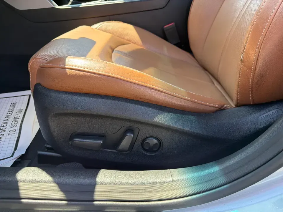 2015 Hyundai Sonata Limited (5NPE34AF9FH) with an 2.4L I-4 gasoline direct injection engine, 6-Speed Automatic transmission, located at 1184 Kauffman Ave, Fairborn, OH, 45324, (937) 908-9800, 39.807072, -84.030914 - Need a comfortable, tech-savvy sedan that makes the daily commute to Wright-Patterson AFB, a quick run down I-675, or a weekend drive to Yellow Springs feel like an upgrade-without stepping into a brand-new payment? This 2015 Hyundai Sonata Limited is built for real life in Fairborn: smooth on long - Photo#18