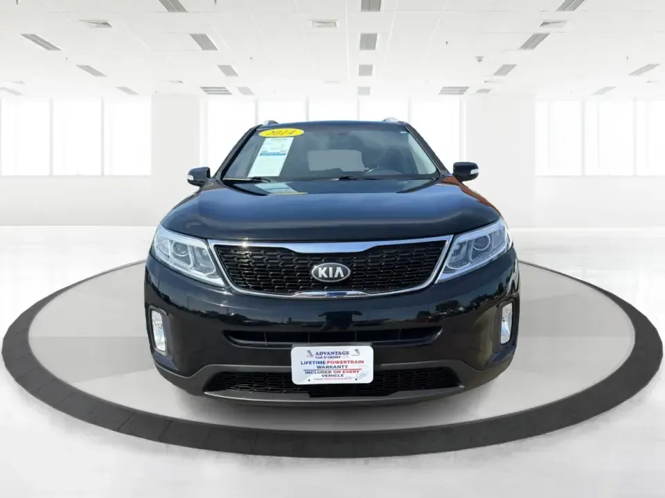 2014 Kia Sorento LX (5XYKT3A68EG) with an 2.4L I-4 gasoline direct injection engine, 6-Speed Automatic transmission, located at 1099 N County Rd 25A , Troy, OH, 45373, (937) 908-9800, 40.057079, -84.212883 - Need an SUV that fits real life in Troy-school drop-offs, a long commute down I-75, and weekend runs to Charleston Falls Preserve or a day around Downtown Troy? This 2014 Kia Sorento LX in Ebony Black is a practical, road-trip-ready SUV that balances everyday comfort with the kind of space and versa - Photo#7