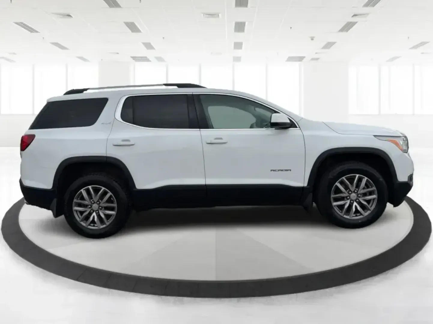 2017 GMC Acadia SLE-2 (1GKKNSLS1HZ) with an 2.5L L4 DOHC 16V engine, 6A transmission, located at 4508 South Dixie Dr, Moraine, OH, 45439, (937) 908-9800, 39.689976, -84.218452 - Ready for a busy family week in Troy and a weekend escape to Hocking Hills? This 2017 GMC Acadia SLE-2 is the kind of midsize SUV that fits real life-school drop-offs, grocery runs, long commutes down I-75, and road trips with friends-while giving you the confidence of available traction and the pra - Photo#1