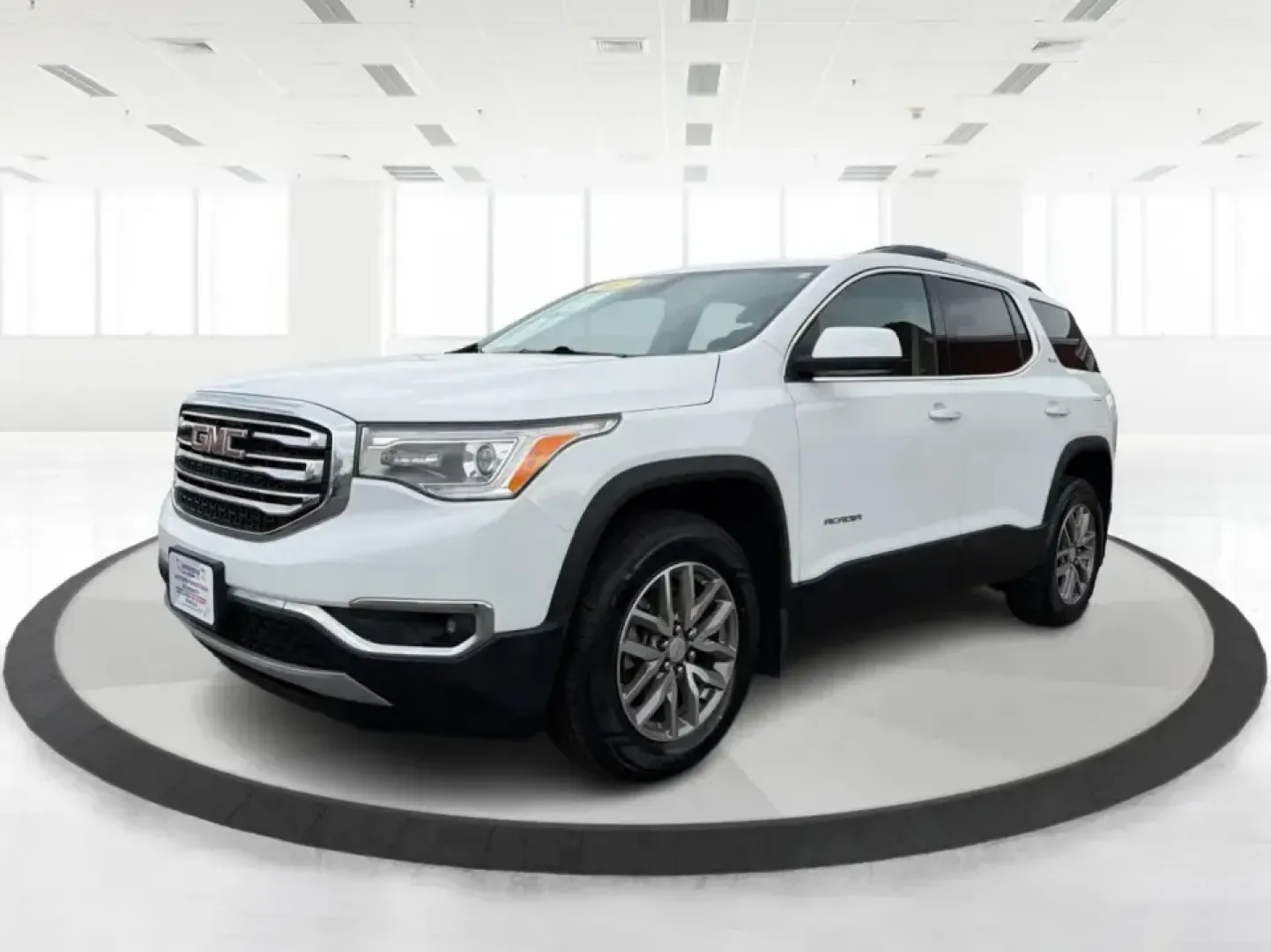 2017 GMC Acadia SLE-2 (1GKKNSLS1HZ) with an 2.5L L4 DOHC 16V engine, 6A transmission, located at 4508 South Dixie Dr, Moraine, OH, 45439, (937) 908-9800, 39.689976, -84.218452 - Ready for a busy family week in Troy and a weekend escape to Hocking Hills? This 2017 GMC Acadia SLE-2 is the kind of midsize SUV that fits real life-school drop-offs, grocery runs, long commutes down I-75, and road trips with friends-while giving you the confidence of available traction and the pra - Photo#8