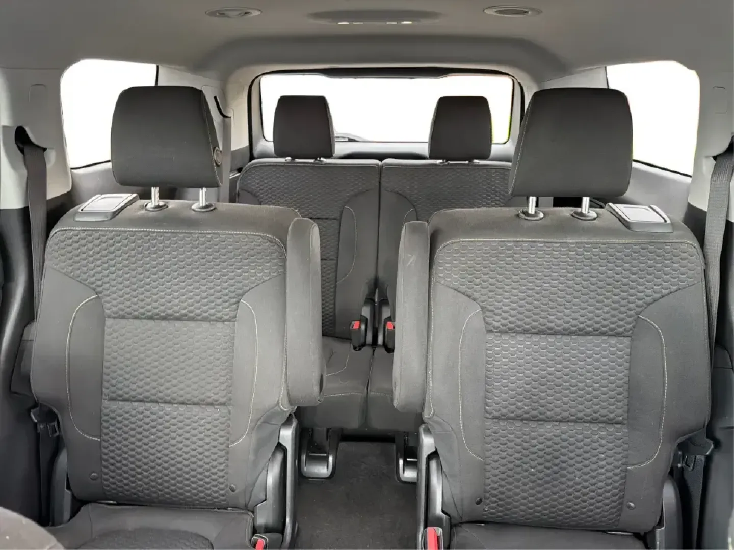 2017 GMC Acadia SLE-2 (1GKKNSLS1HZ) with an 2.5L L4 DOHC 16V engine, 6A transmission, located at 4508 South Dixie Dr, Moraine, OH, 45439, (937) 908-9800, 39.689976, -84.218452 - Ready for a busy family week in Troy and a weekend escape to Hocking Hills? This 2017 GMC Acadia SLE-2 is the kind of midsize SUV that fits real life-school drop-offs, grocery runs, long commutes down I-75, and road trips with friends-while giving you the confidence of available traction and the pra - Photo#14