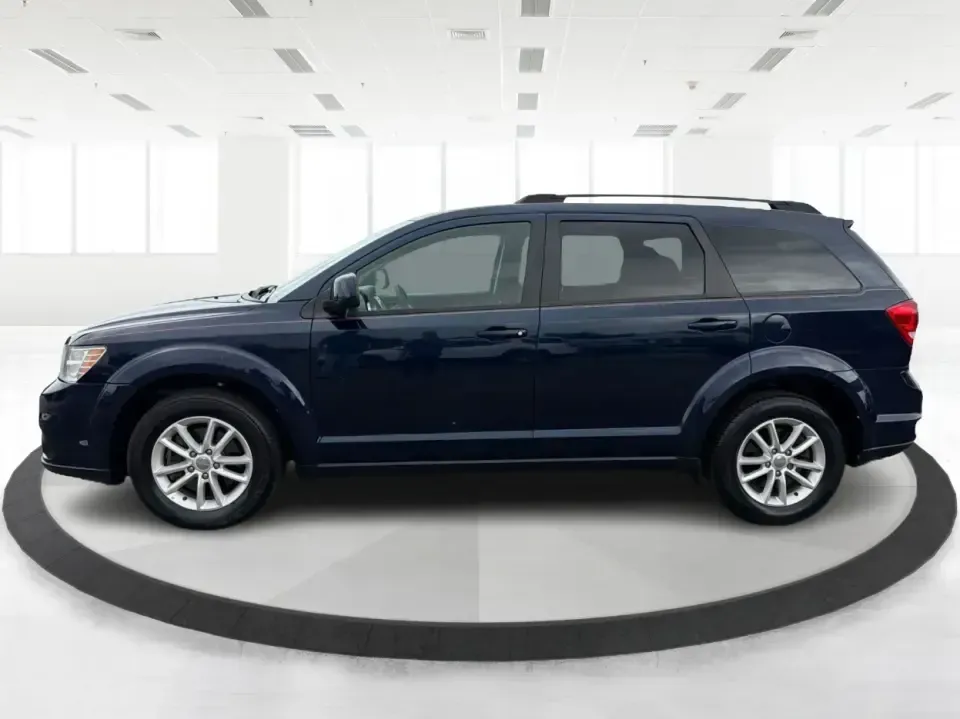 2017 Dodge Journey SXT AWD (3C4PDDBG4HT) with an Pentastar 3.6L V-6 DOHC engine, 6A transmission, located at 1099 N County Rd 25A , Troy, OH, 45373, (937) 908-9800, 40.057079, -84.212883 - Pack up the kids, cue up a playlist, and point your next weekend escape toward the open roads around Miami County-this 2017 Dodge Journey SXT AWD is the kind of SUV that fits real life. Whether you're shuttling to practice, commuting to Dayton, or planning a road trip up I75, the Journey's three-row - Photo#5
