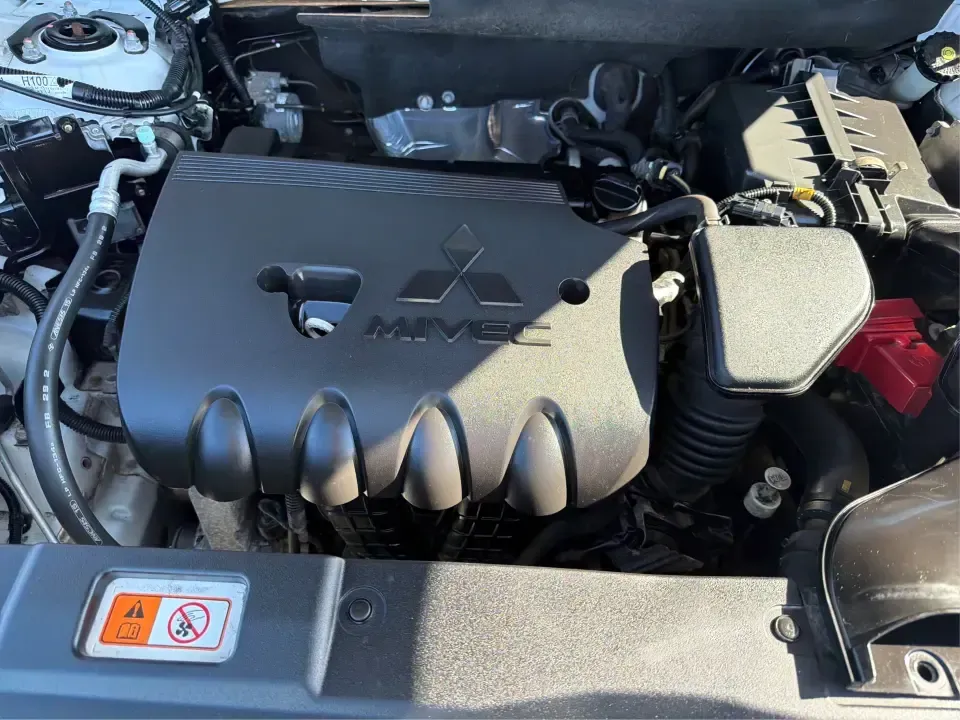 2016 Mitsubishi Outlander ES (JA4AD2A30GZ) with an 2.4L I-4 variable valve control engine, CVT transmission, located at 8750 N County Rd 25A, Piqua, OH, 45356, (937) 908-9800, 40.164391, -84.232513 - Weekend road trips to Indian Lake, daily commutes down I75, or shuttling kids between practice and school-this 2016 Mitsubishi Outlander ES is built for real-life schedules in and around Piqua, Ohio. Finished in Diamond White Pearl, this versatile SUV blends family-friendly space with easy-to-live-w - Photo#11