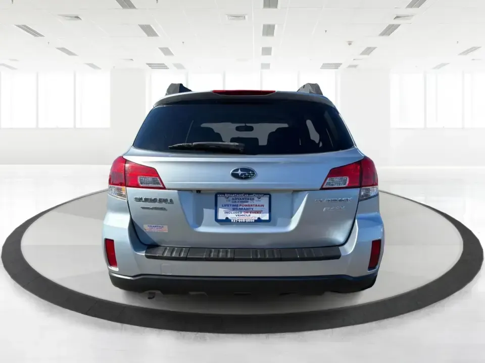 2013 Subaru Outback 2.5i Premium (4S4BRBGC7D3) with an 2.5L H-4 DOHC engine, Continuously Variable Transmission (CVT) transmission, located at 880 E. National Road, Vandalia, OH, 45377, (937) 908-9800, 39.891918, -84.183594 - For commuters who battle I-75 traffic, families shuttling between school and practice, or weekend explorers heading out toward Caesar Creek and the Miami Valley trails, this 2013 Subaru Outback 2.5i Premium is built around real-life versatility. With Subaru's confidence-inspiring AWD, a roomy hatchb - Photo#3